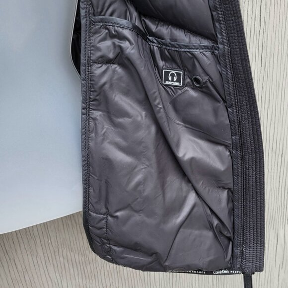 NWOT Calvin Klein Performance Quilted Zip-Up Down Vest Sherpa Collar Black Sz S - Picture 6 of 9